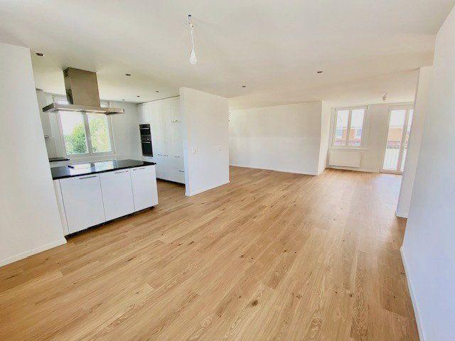 5.5 Zimmer, 160 m², 2. Stock