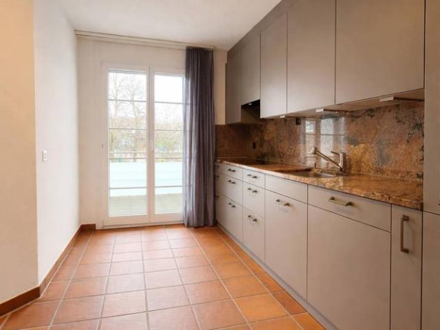 5.5 Zimmer, 160 m², 2. Stock