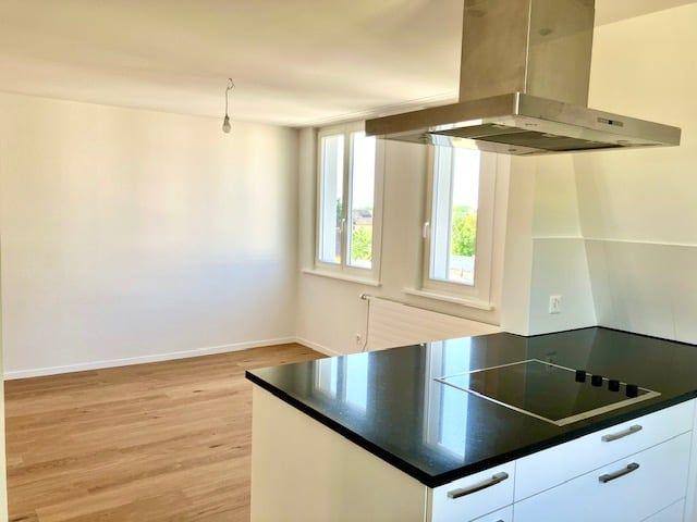 5.5 Zimmer, 160 m², 2. Stock