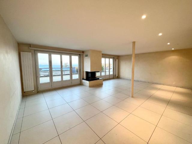 5.5 Zimmer, 160 m², 3. Stock