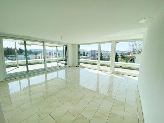 5.5 Zimmer, 162 m², 4. Stock