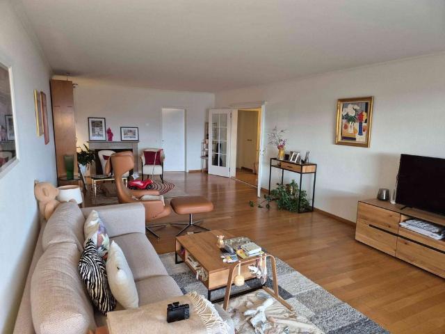 5.5 Zimmer, 165 m²