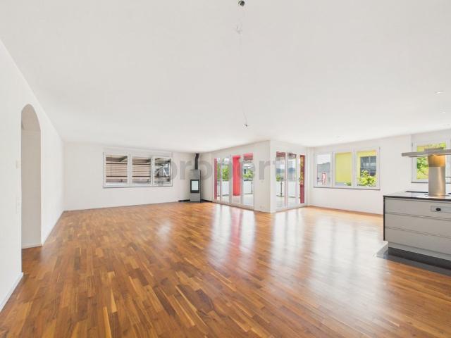 5.5 Zimmer, 166 m², 1. Stock
