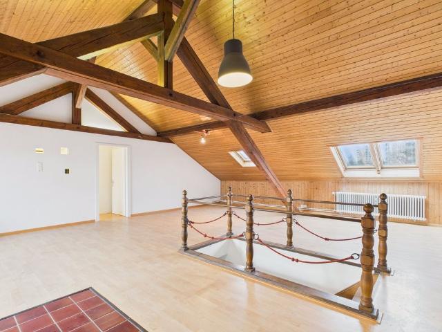 5.5 Zimmer, 173 m², 2. Stock