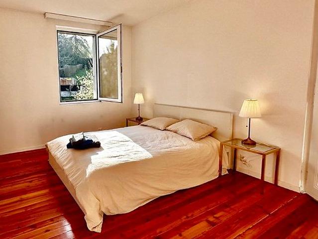5.5 Zimmer, 170 m², 1. Stock