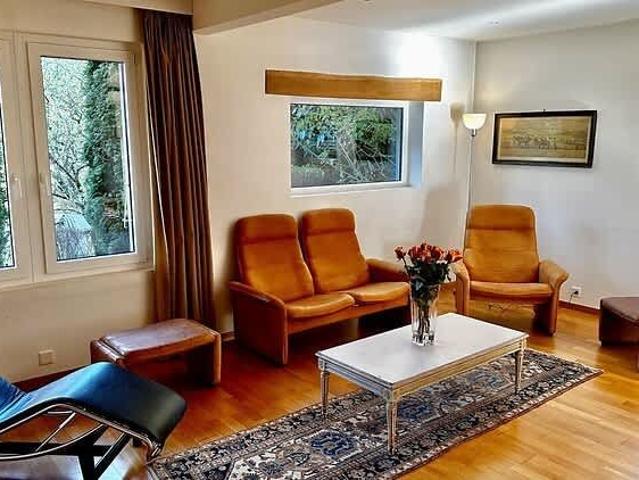 5.5 Zimmer, 170 m², 1. Stock