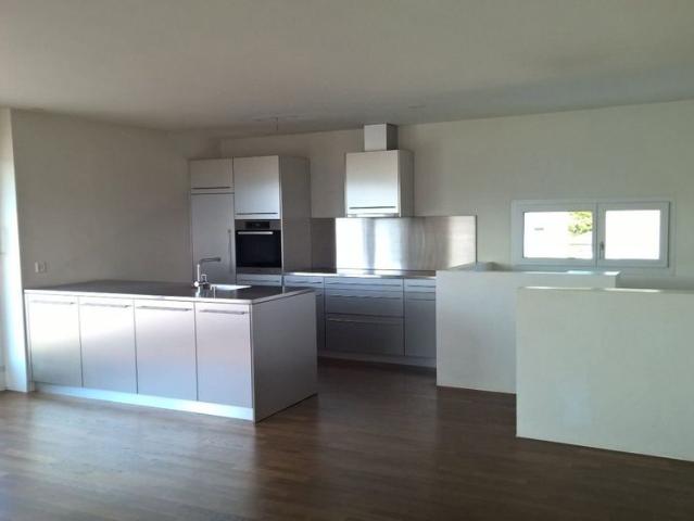 5.5 Zimmer, 174 m², 2. Stock