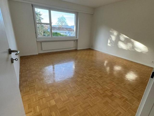 5.5 Zimmer, 182 m², 1. Stock