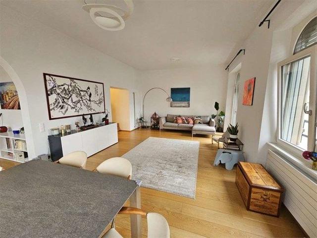 5.5 Zimmer, 190 m²