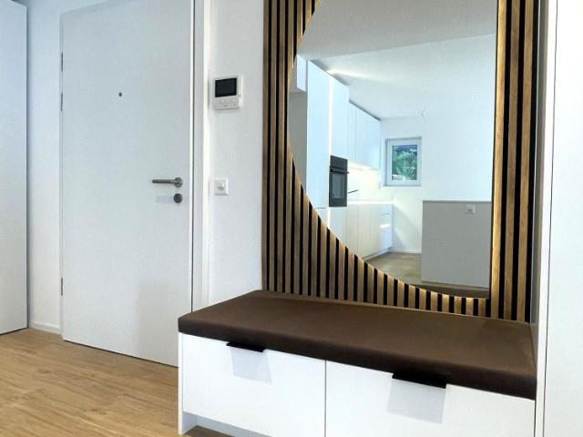 5.5 Zimmer, 102 m², 2. Stock