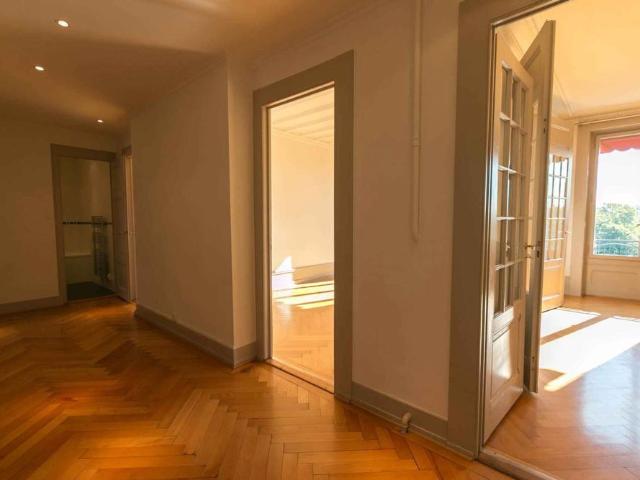 5.5 Zimmer, 107 m², 3. Stock