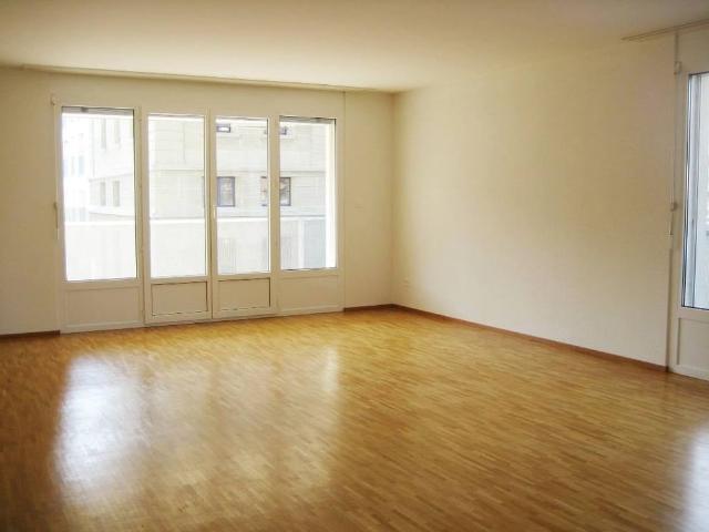 5.5 Zimmer, 104 m², 2. Stock