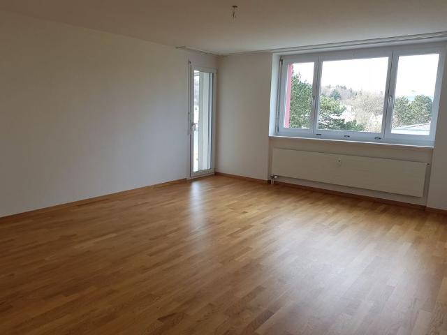 5.5 Zimmer, 105 m², 2. Stock