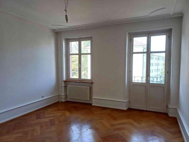 5.5 Zimmer, 105 m², 2. Stock