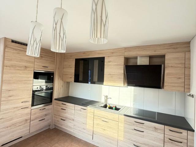 5.5 Zimmer, 109 m², EG