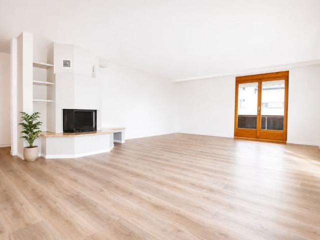 5.5 Zimmer, 120 m², EG