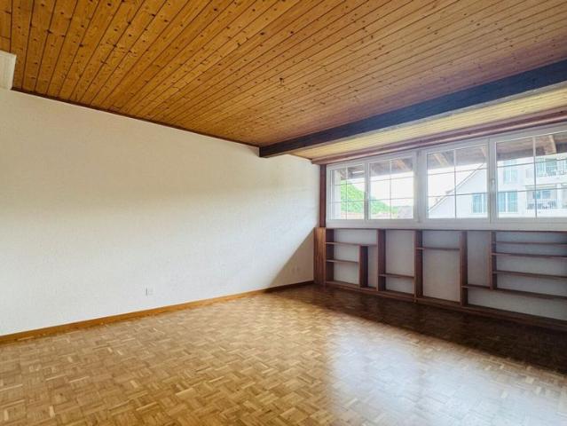 5.5 Zimmer, 120 m², 1. Stock