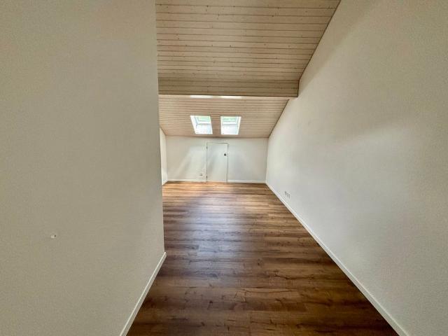 5.5 Zimmer, 120 m², 2. Stock