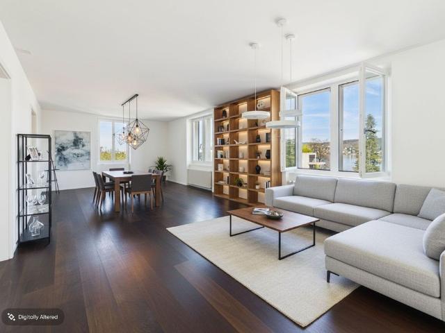 5.5 Zimmer, 125 m², 1. Stock