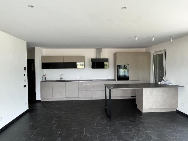 5.5 Zimmer, 126 m², 2. Stock