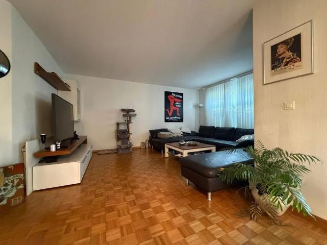 5.5 Zimmer, 129 m², EG