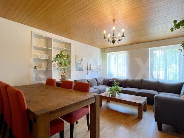 5.5 Zimmer, 130 m², 1. Stock
