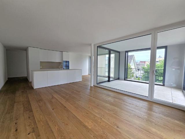5.5 Zimmer, 135 m², 2. Stock