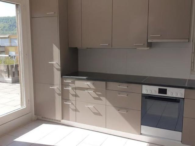 5.5 Zimmer, 135 m², 4. Stock