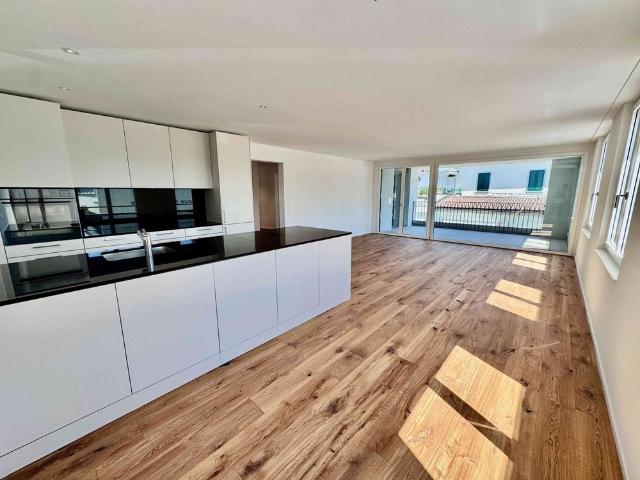 5.5 Zimmer, 136 m², 1. Stock