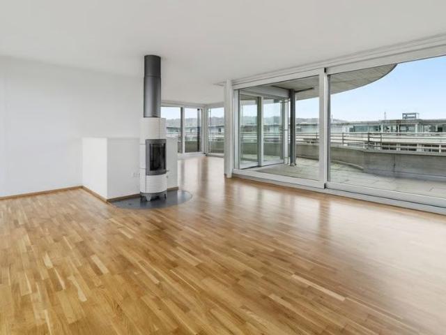 5.5 Zimmer, 203 m², 6. Stock