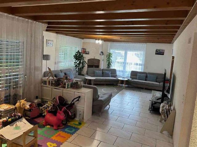 5.5 Zimmer, 210 m²