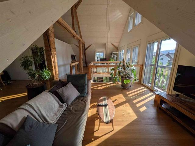 5.5 Zimmer, 220 m², 1. Stock