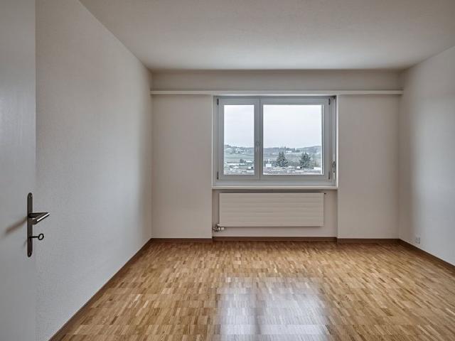 5.5 Zimmer, 94 m², 1. Stock