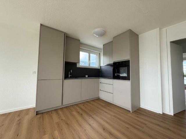 5.5 Zimmer, 95 m², 5. Stock