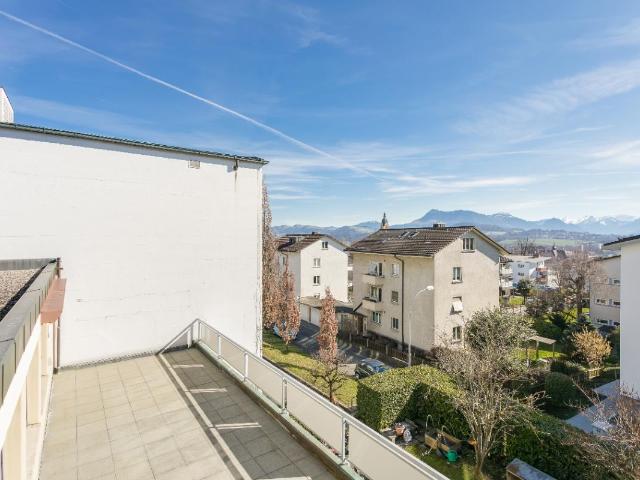5.5 Zimmerwohnung mit grosser Terrasse& Bergsicht in Emmenbrücke