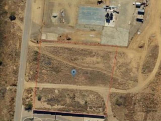 5 689 m² Land available in Kimdustria