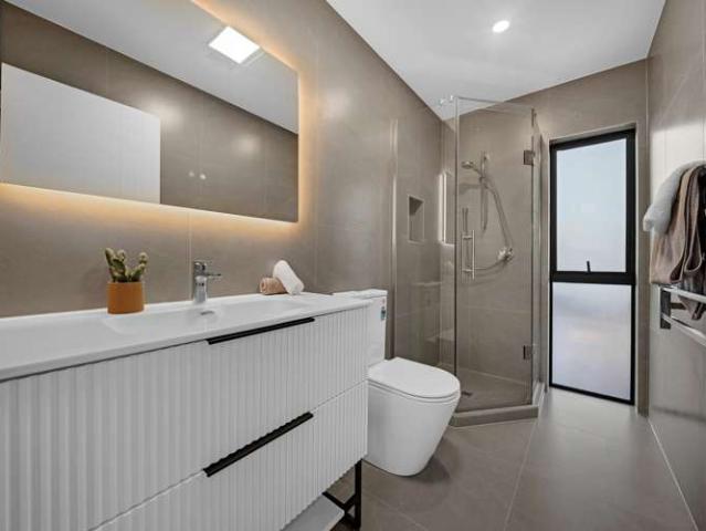 5C Pinewood Street, Avondale, Auckland City