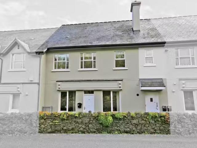 5A Castle view, Castle Street, Castleconnell, Co. Limerick, V9.