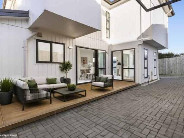 5A Pasteur Place, New Windsor, Auckland City