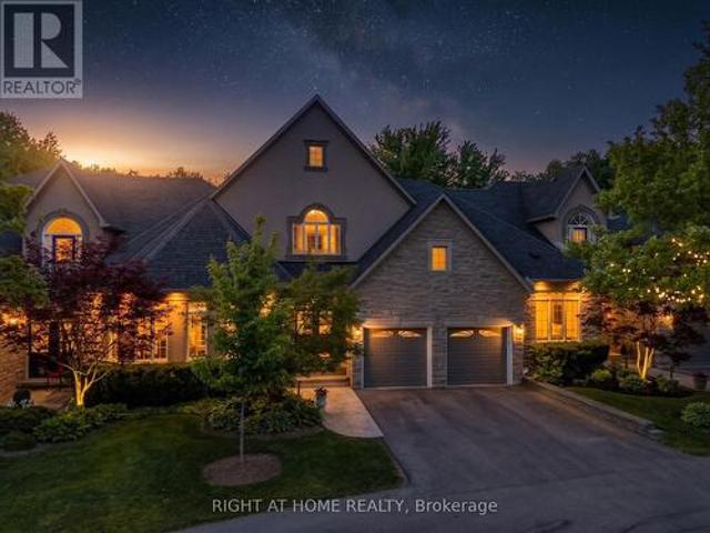 5B 405 Crossing Bridge Place, Aurora, ON, L4G 7N1 townhouse for sale | Listing ID N13417 | Royal LePage