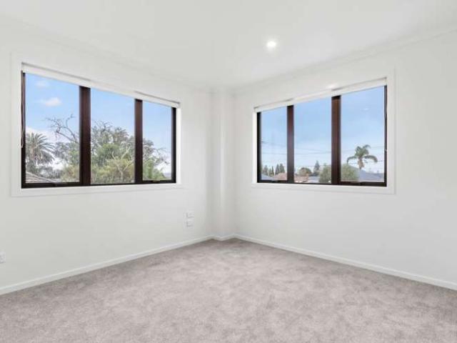 5B Methuen Road, Avondale, Auckland City