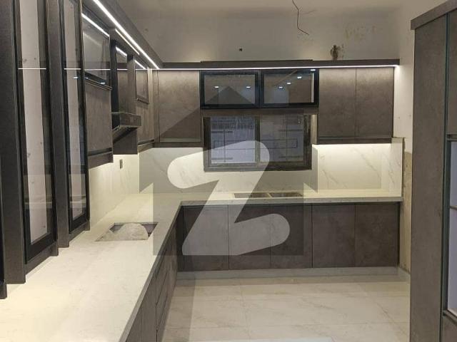 5 Bed Dd Town House For Rent