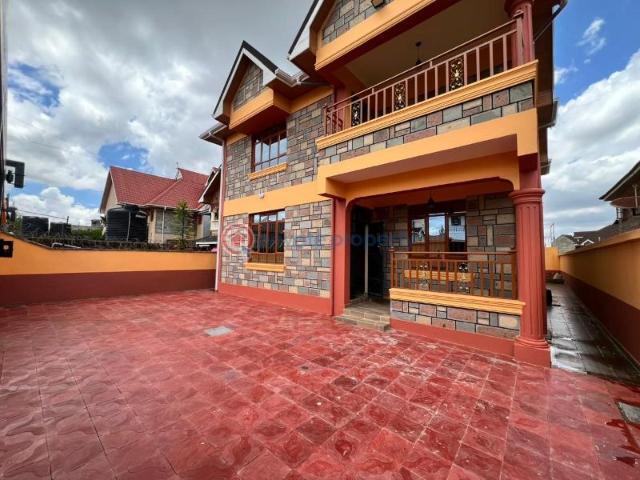 5bedroom Maisonette All Ensuite With Dsq On 40by80 In Membley Ruiru