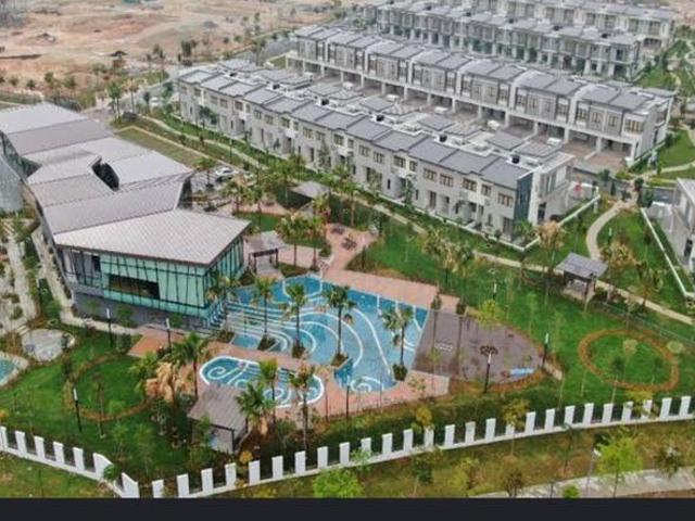 5Room Aircond 4BathRoom Full Facility