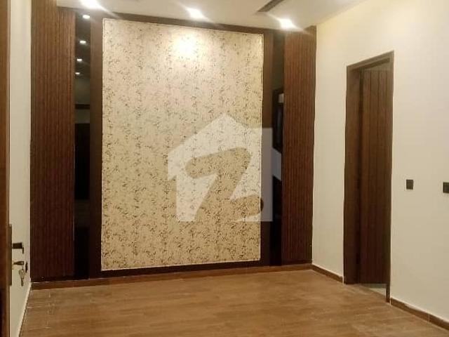 5Marla Brand New House in KB colony also for Bank Loan on Prime location for sale