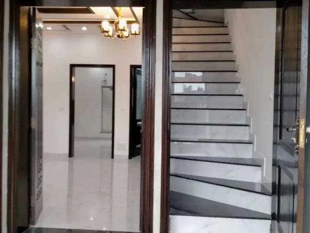 5Marla facing Park Beautiful Houses in Paragon City Lahore Paragon City ID 27201