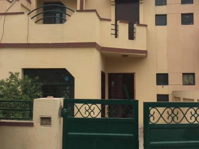 5marla portion fceing park Lahore LDA Avenue ID 03141
