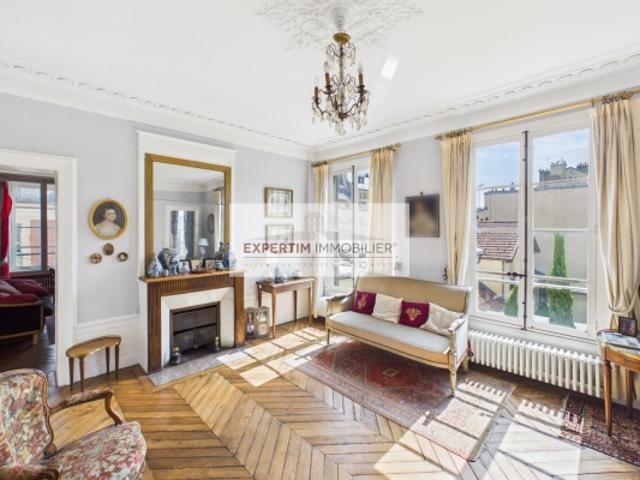 5P DE 110M² AVEC TOUT LE CHARME DE L'ANCIEN, PMC, 3CH