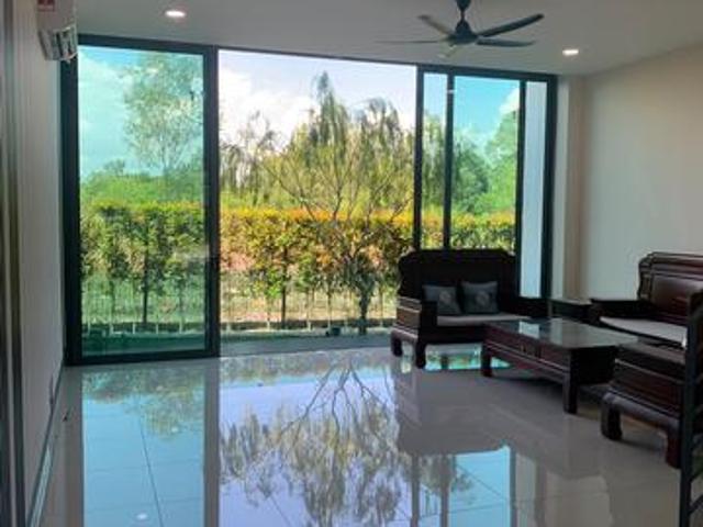 5R6B Reflexion 3 Storey Terrace House Bandar Nusaputra Puchong