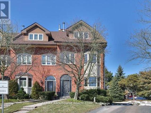 63 Tradewind Drive, Oakville, ON, L6L 6K8 house for sale | Listing ID W12865 | Royal LePage